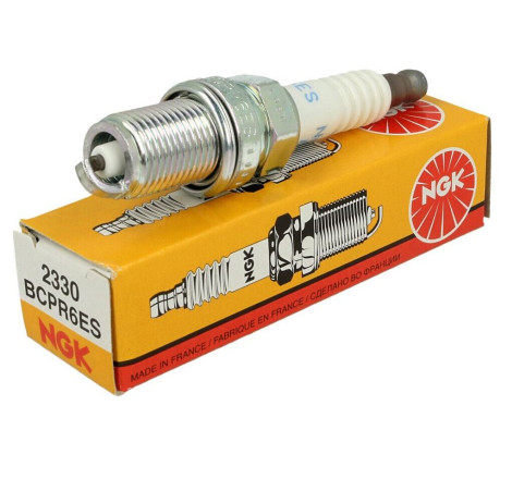 Candela ngk bcpr6es stock...
