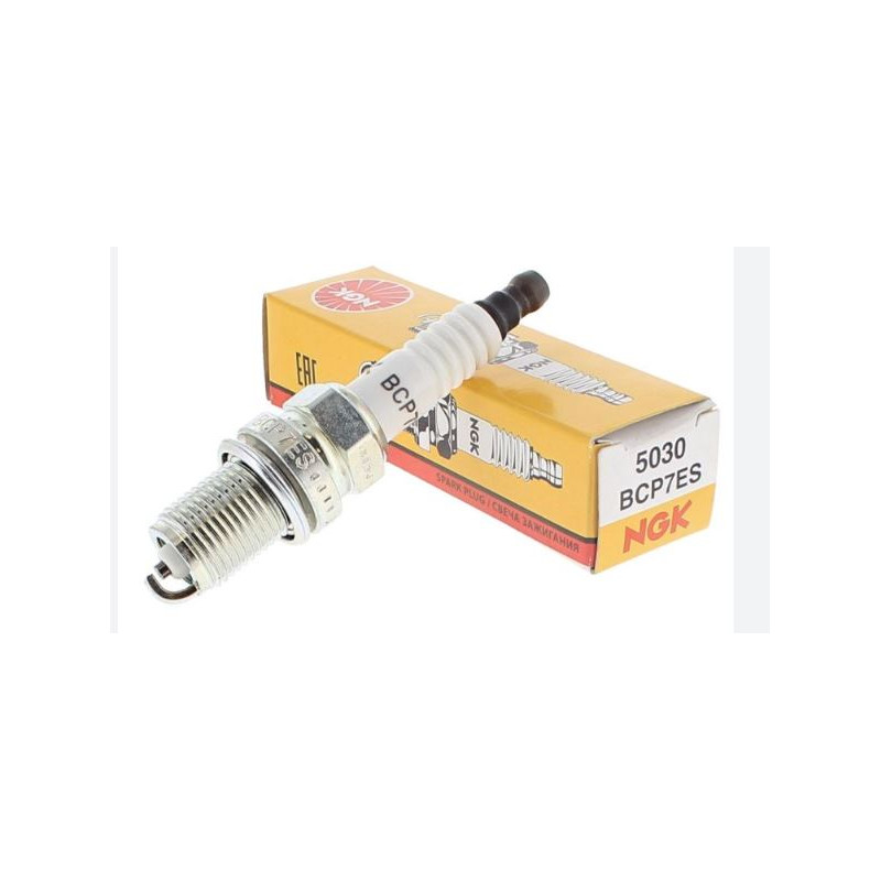 5030_BCP7ES_Ngk_candela_accensione.JPG Candela ngk bcp7es stock nr.5030